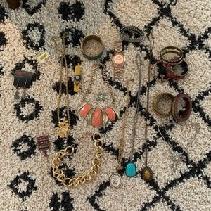 Huge 23 piece lot of jewelry vintage fashion